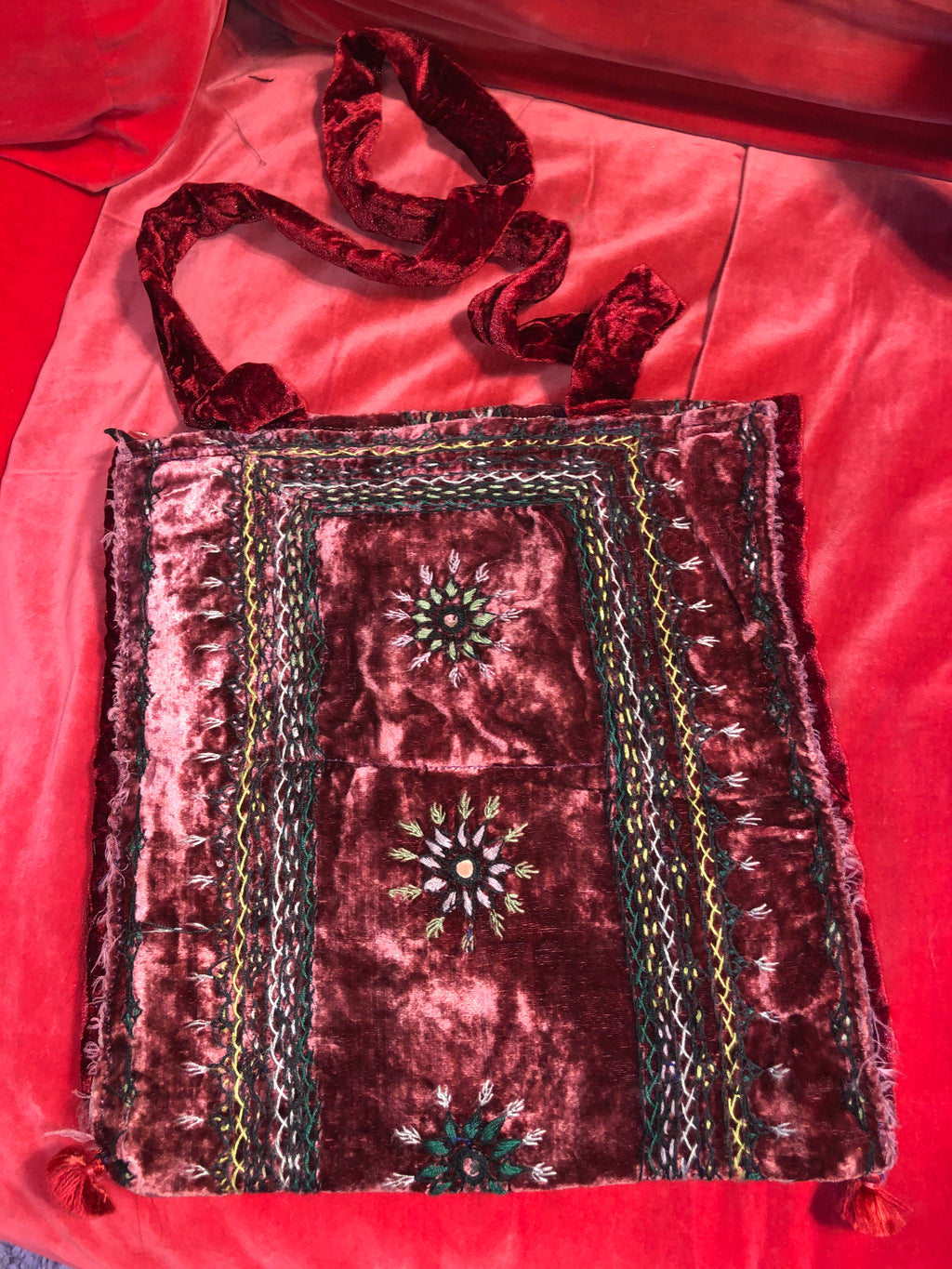 Vintage Velvet (from India) Hand Bag